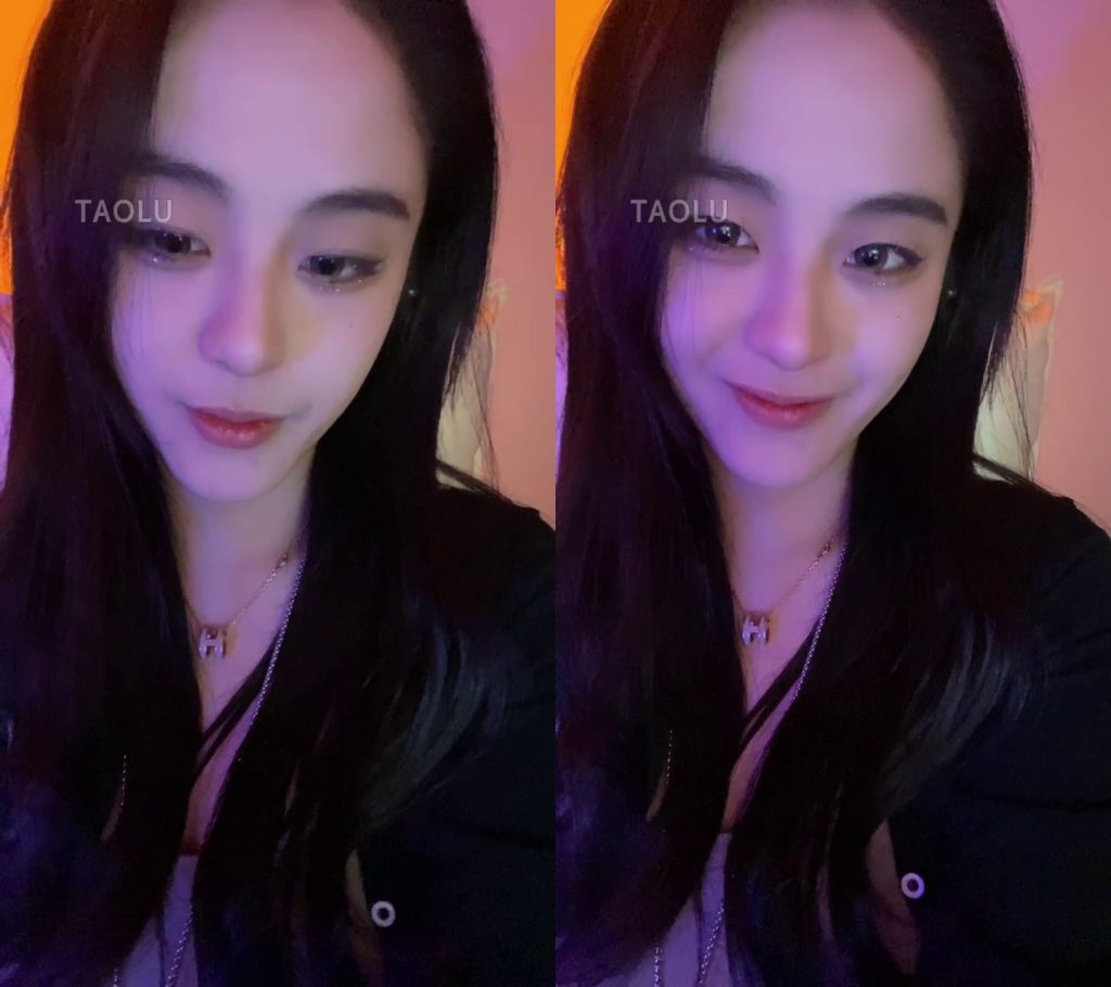 【不知名美女】超多口水拖鞋底洗脑式榨鲸对着脏拖鞋底🐍 [1小时13分钟／1021MB]-束乐kbss