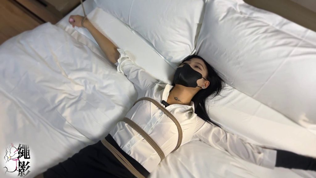图片[22]-【绳影社】美女销售用捆绑[X_X]缓解压力（续集上）-束乐kbss