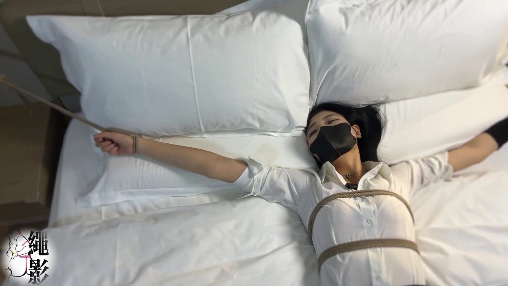 图片[28]-【绳影社】美女销售用捆绑[X_X]缓解压力（续集上）-束乐kbss
