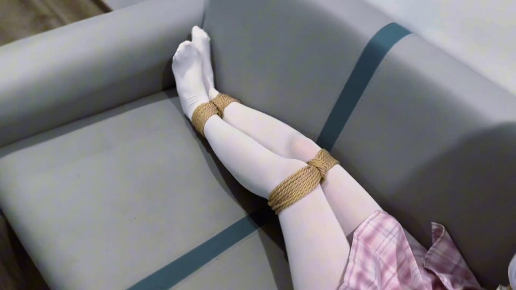 图片[26]-【禾一原创】（客户定制）《绳艺体验》粉色jk➕口球➕tk➕放置➕流口水 折腿缚 直腿缚 还有好听的娇喘声-束乐kbss