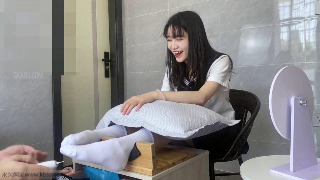 图片[3]-【澳门映画】超可爱小美女月白足枷tk [1小时3分钟／1.06GB]-束乐kbss