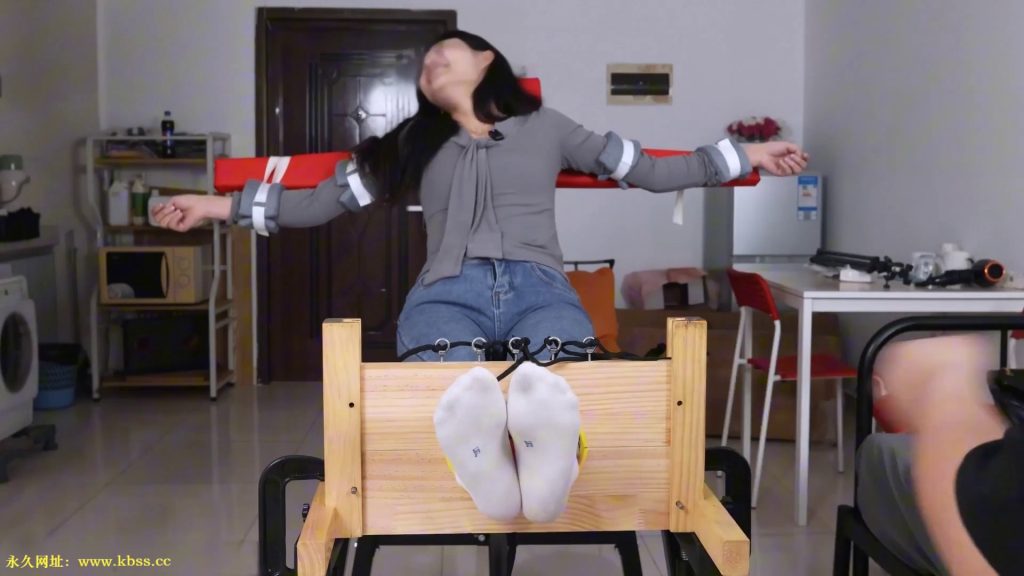 图片[6]-【卡卡罗特】足枷TK素人主持人 [44分钟／518MB]-束乐kbss