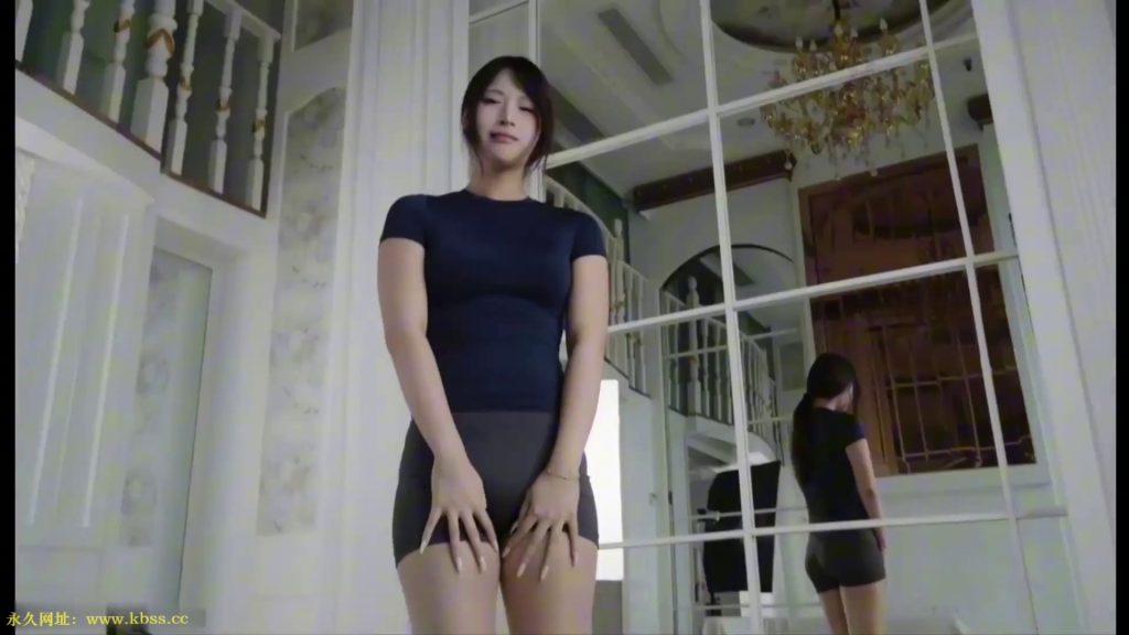 图片[3]-【脚模摄影】编号112-零零肉丝TK [34分钟／440MB]-束乐kbss