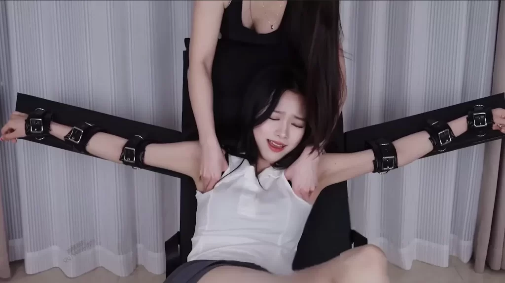 图片[20]-【脚模摄影】编号YY007—TK腿腿1小时02分1.8GB-束乐kbss